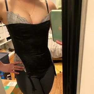Frederick’s Black Corset with Built in Bra 32